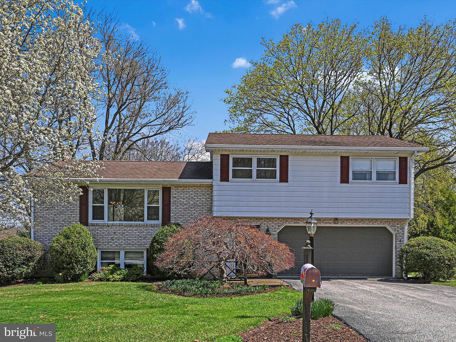 2747 Sierra Dr, York, PA 17402 | Zillow