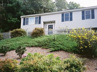 12 Jan Marie Dr, Plymouth, MA 02360