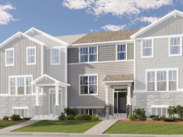 529 Wolverine Dr, Aurora, IL 60502