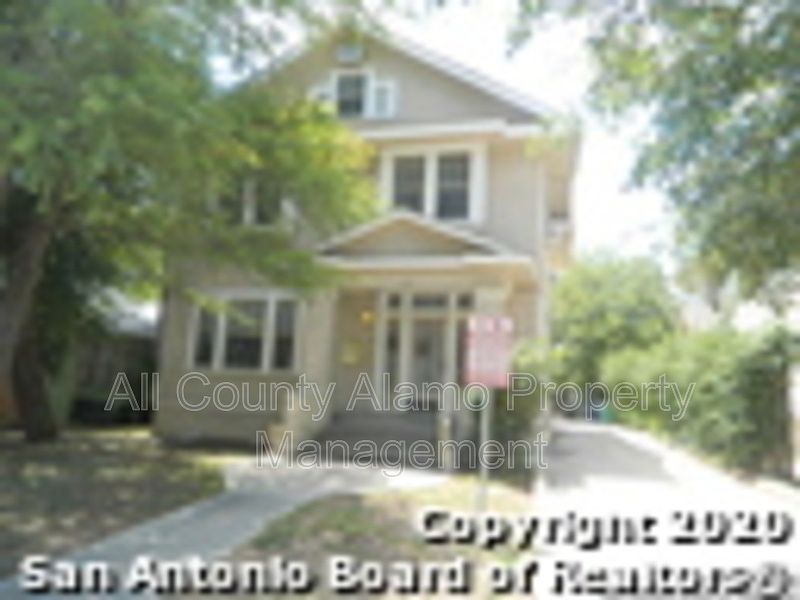 1st image of 410 E Evergreen St APT B