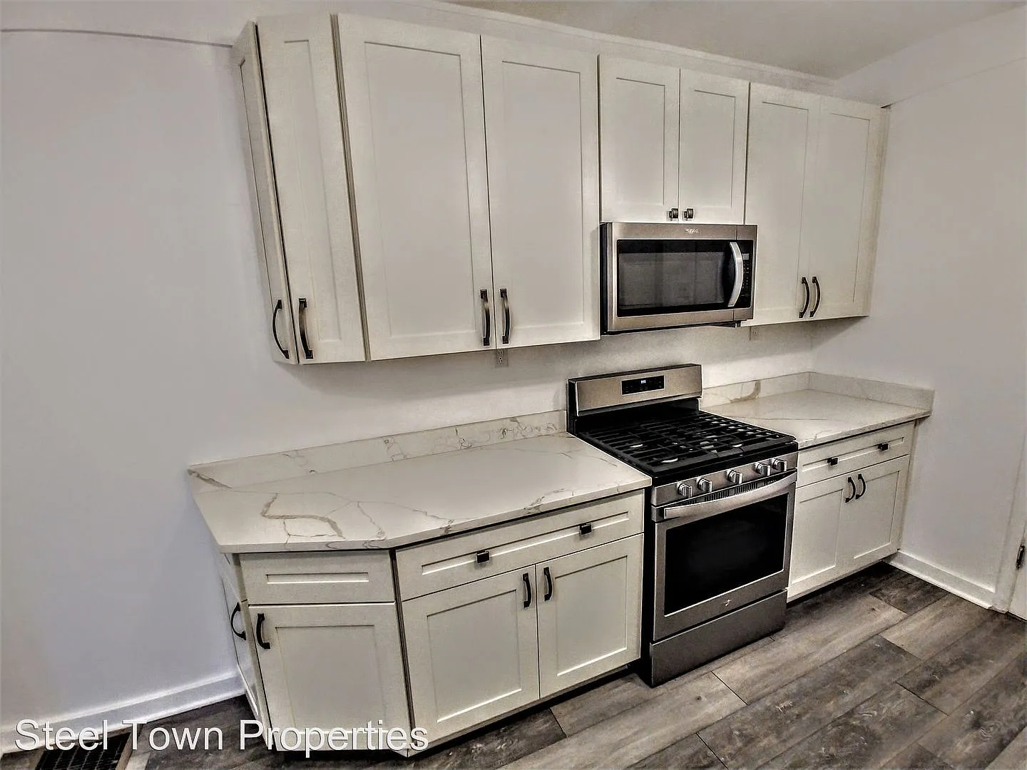 265 McCarrell Ave photo 1