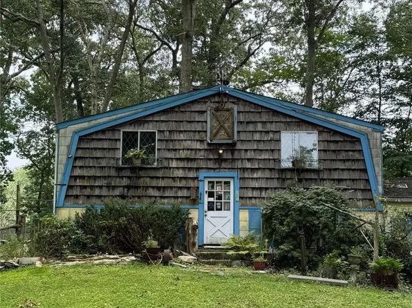 81 University Heights Drive, Stony Brook, NY 11790