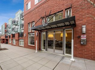 424 N 85th St APT 417, Seattle, WA 98103