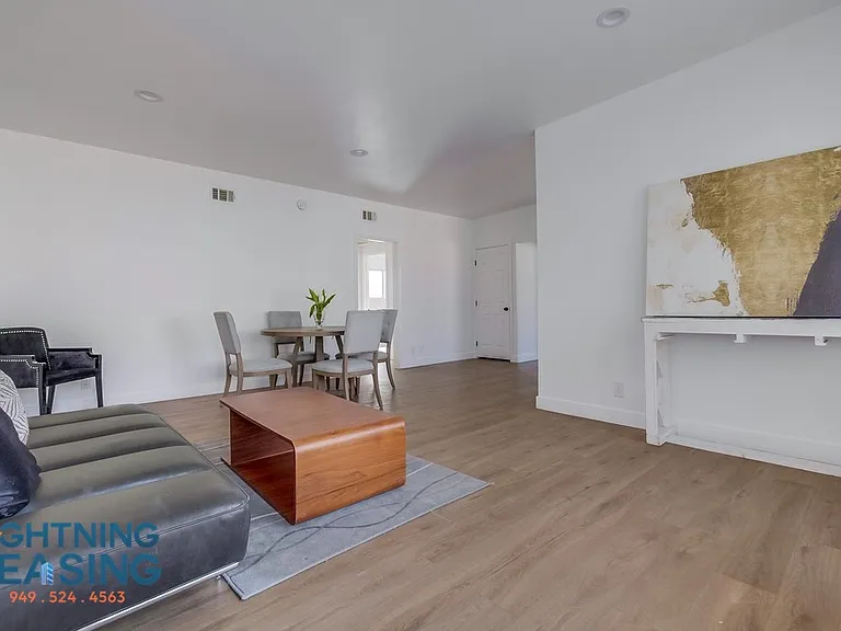 5312 Corteen Pl #16 — Photo 34