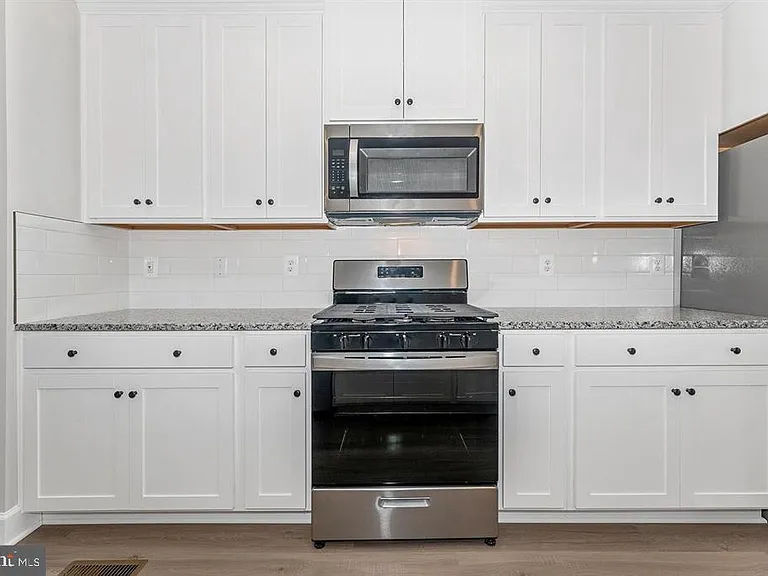 527 Abigail Ave — Photo 12