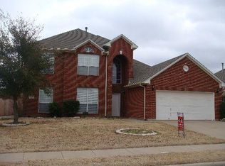 913 Valley Terrace Rd, Burleson, TX 76028
