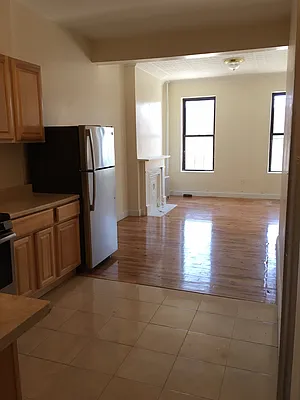 Rented by Lang Realty LLC | media 69