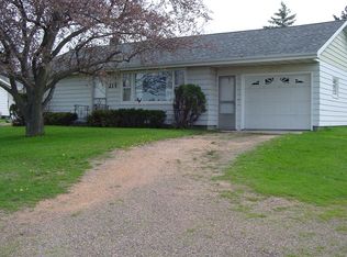 514 N Division St, Colby, WI 54421