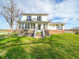 8247 Wolf Lake Rd, Brooklyn, MI 49230