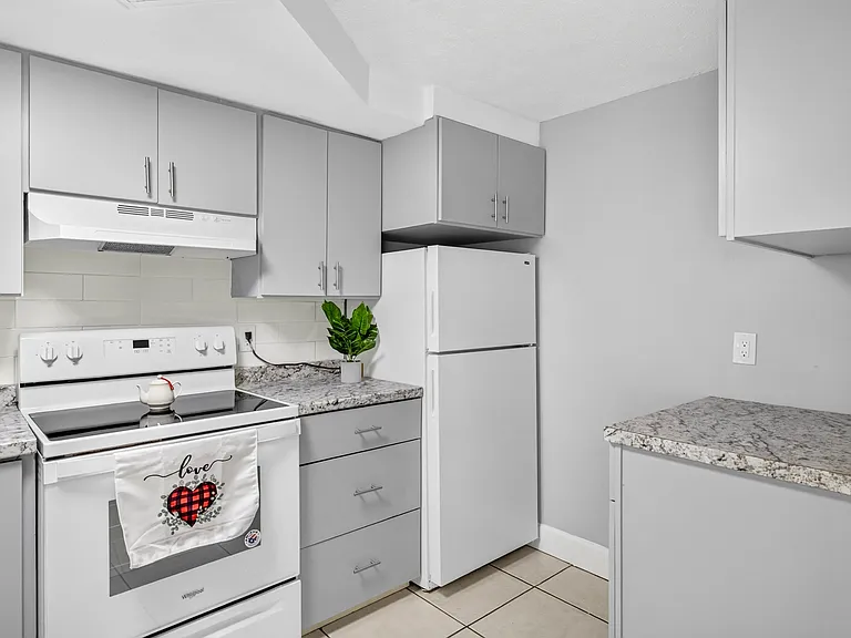 10135 Old Hickory Ln — Photo 7
