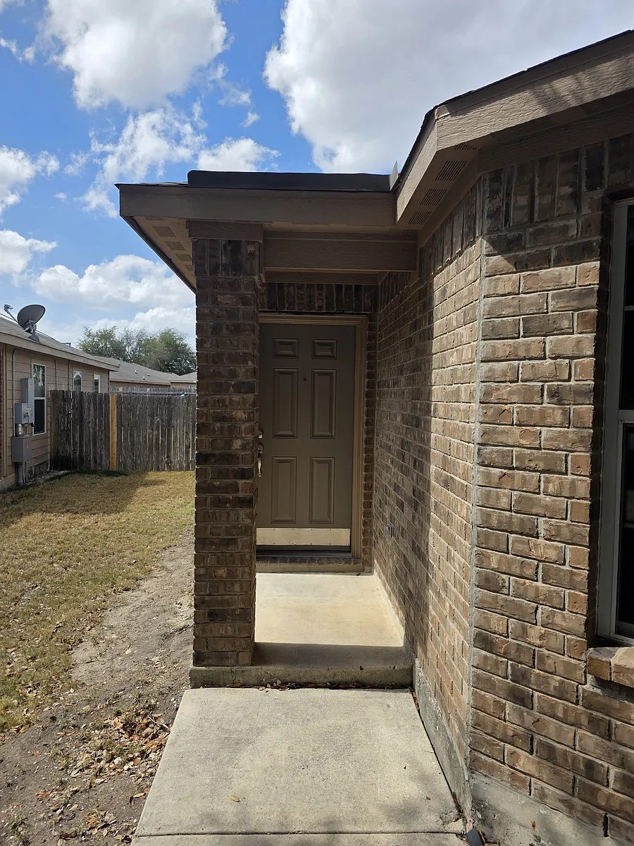 Building Photo - 6215 Luckey Run