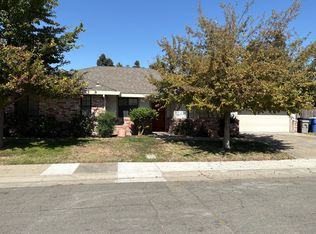 21 Yuba River Cir, Sacramento, CA 95831