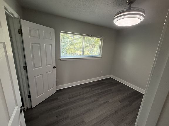 3rd image of 139 McDonnell Ave #22