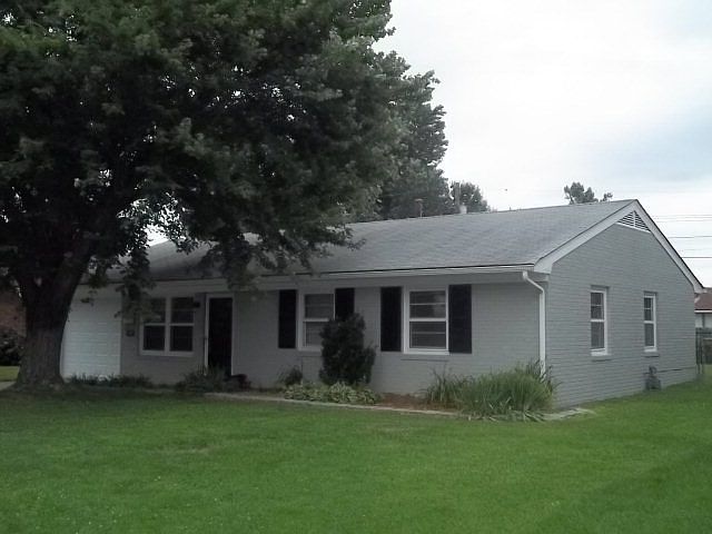 1st image of 2707 Dartmouth Dr