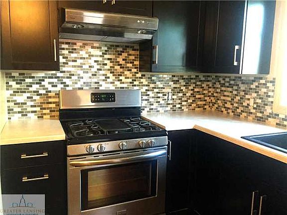 3rd image of 1501 West St