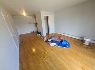 7801 W 87th St APT 3A, Bridgeview, IL 60455