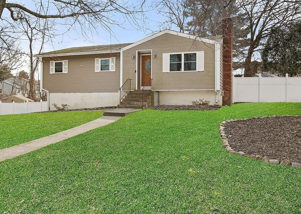 1st image of 89 Birchwood Ln
