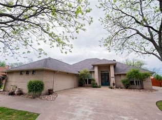 8813 The Briers Ct, Granbury, TX 76049