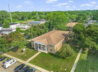 26305 W Seven Mile Rd, Redford, MI 48240