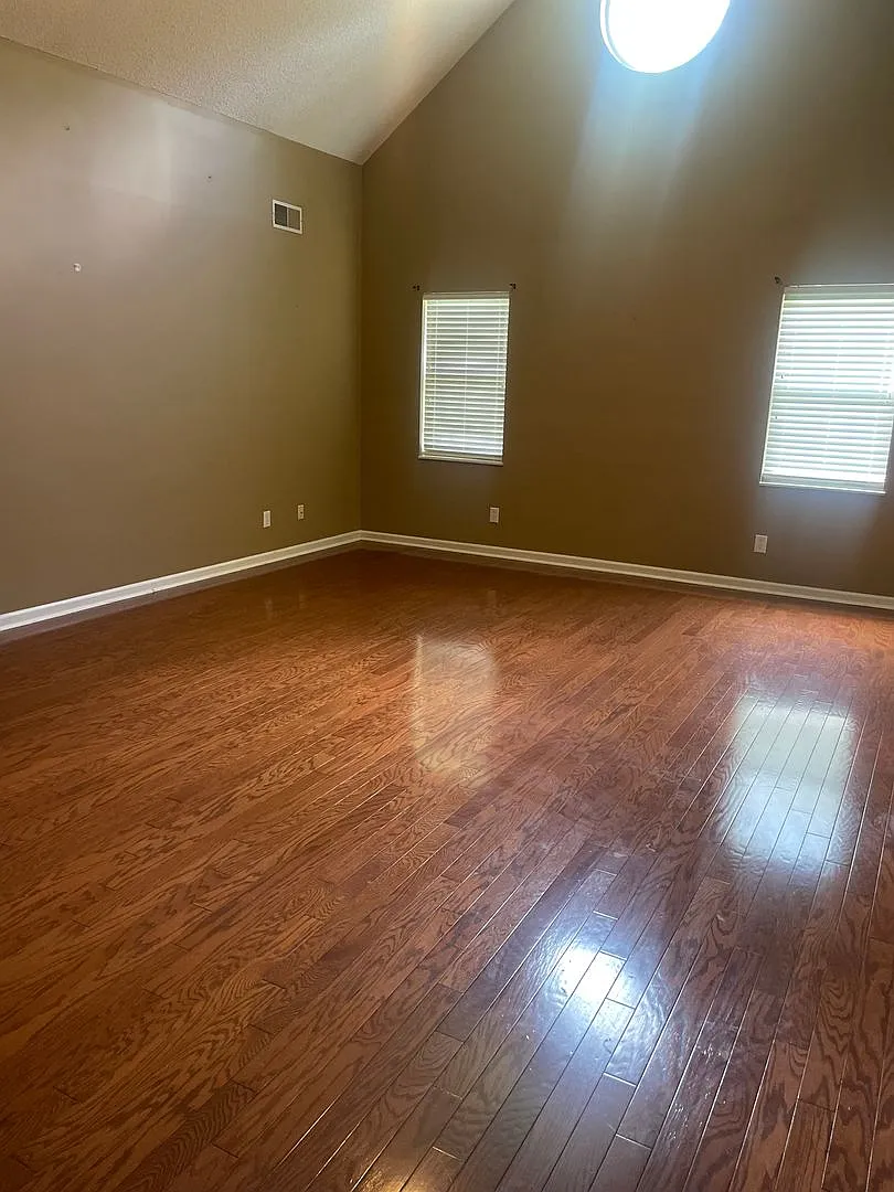 2 bed, 2.0 bath, 1500 sqft, $1,950 — Photo 3