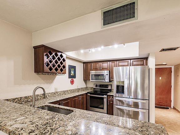 2nd image of 500 N Francisco Street #127