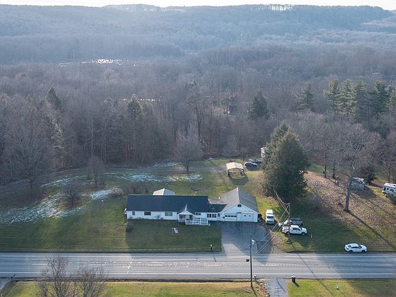 3rd image of 13637 State Highway 8