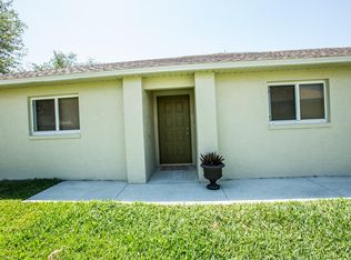 918 SE 13th Ter, Cape Coral, FL 33990