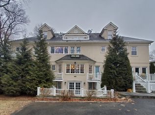 72 Charlemont St, Newton, MA 02461