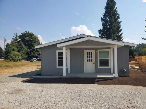 230 Ash St, Ponderay, ID 83852