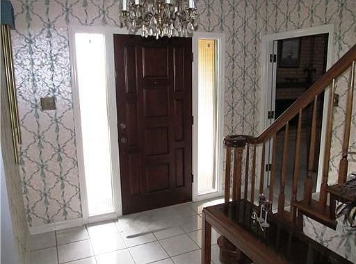 4th image of 2472 Chelsea Dr