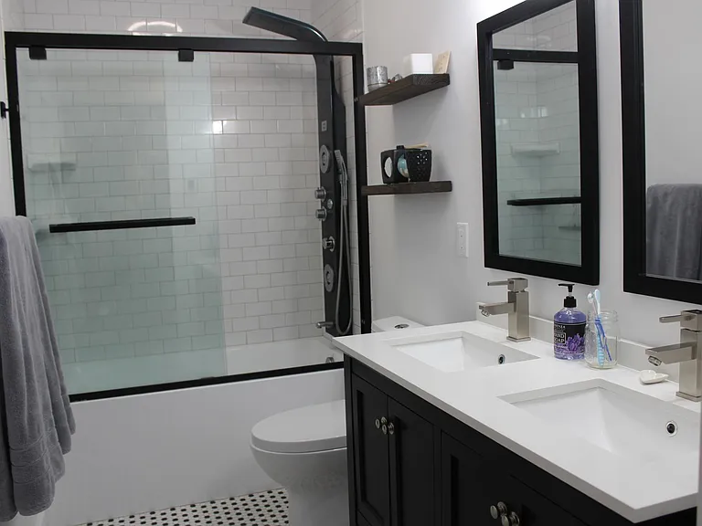 134 Washington St #3 — Photo 8