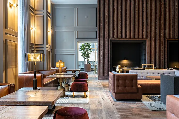 Rented by Greystar | media 9