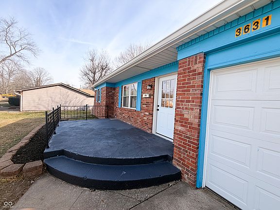 3rd image of 3631 Woodcliff Dr