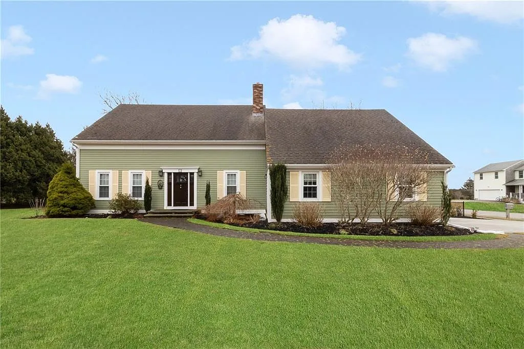 3 bed, 2.5 bath, 2754 sqft, $3,850 — Photo 1
