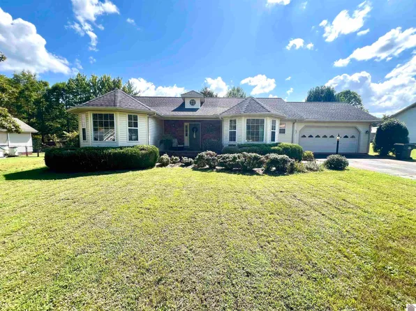 2103 Carol Dr, Murray, KY 42071