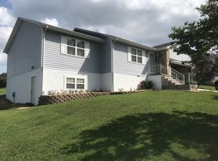 231 Southgate Dr, Crossville, TN 38555