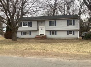 2 Randolph St, Enfield, CT 06082