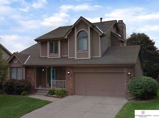 15528 Burt St, Omaha, NE 68154