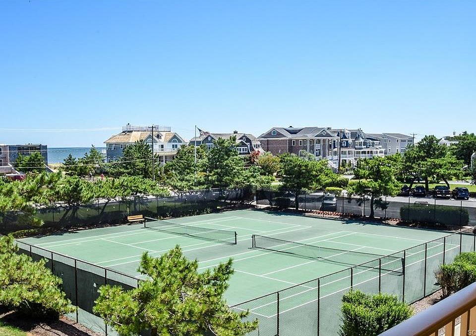 1st image of 21 Ocean Dr