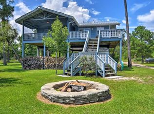 206 Stennis St, Pass Christian, MS 39571