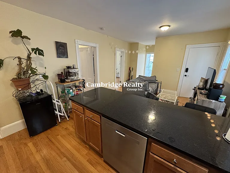 42-44 Gorham St #2T — Photo 15