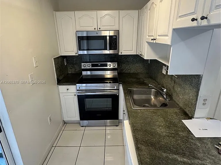 920 NW 78th Ave #9B — Photo 6