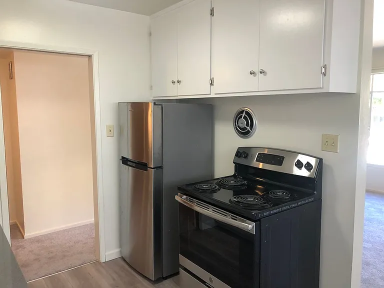 2428 Ellsworth St #204 — Photo 7
