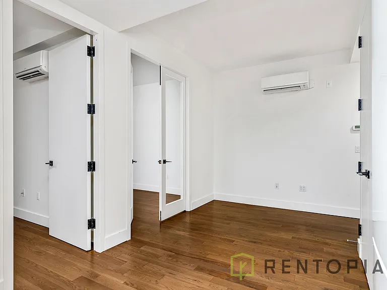 581 Ocean Pkwy #3G — Photo 4