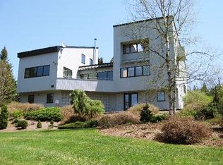 725 Aldrich Ln, Derby, VT 05829