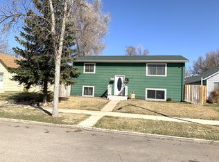 810 West Broadway, Williston, ND 58801