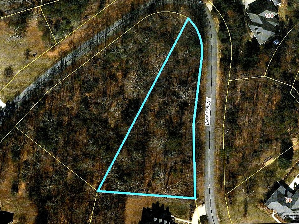 1st image of 422 Lake Forest Dr