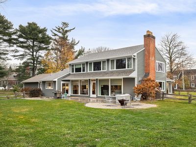 18 High St, Dartmouth, MA, 02748