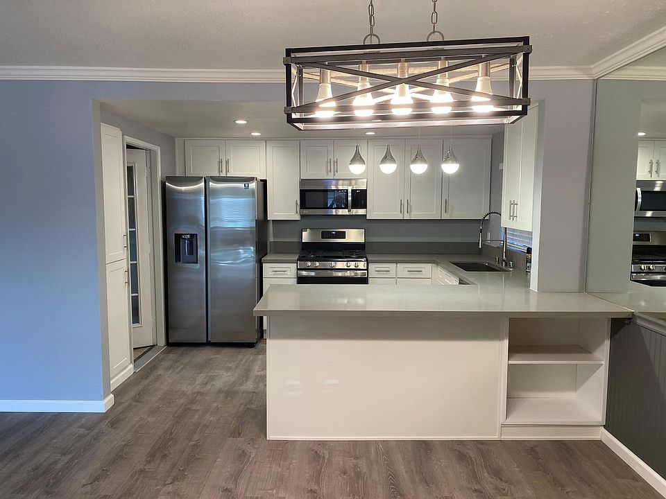 1st image of 4615 35th St