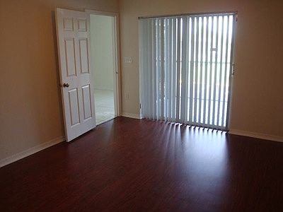 4th image of 464 NE 210th Circle Ter #20210A